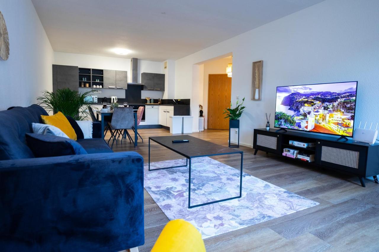 Design-Ferienwohnung In Bad Neuenahr: Platz Fuer 4, Kueche, Wifi, Netflix Esterno foto
